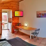 Apartamento 22 M2, Terrasse Vue Lac, Dans Propriete Face Au Du Salagou Liausson