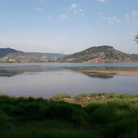 Apartamento 22 M2, Terrasse Vue Lac, Dans Propriete Face Au Du Salagou Liausson